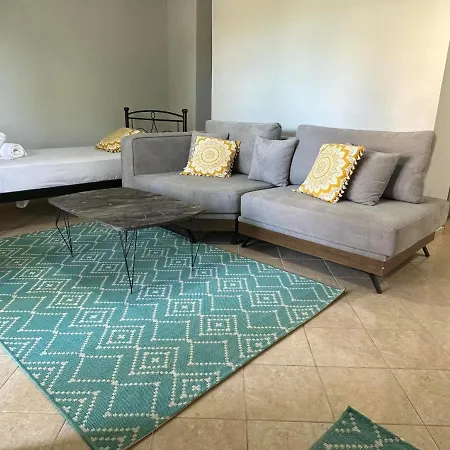 Apartment Lixourious